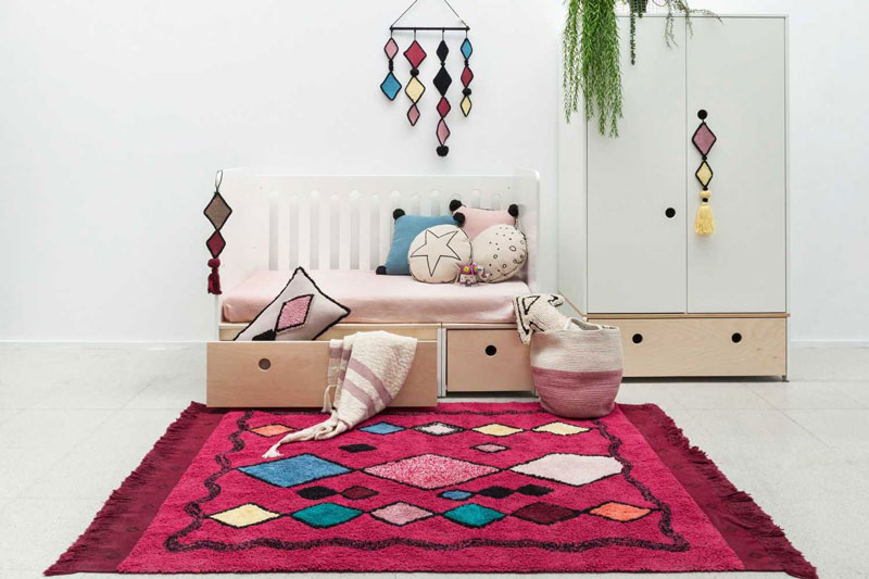 Ковер с орнаментом в детскую